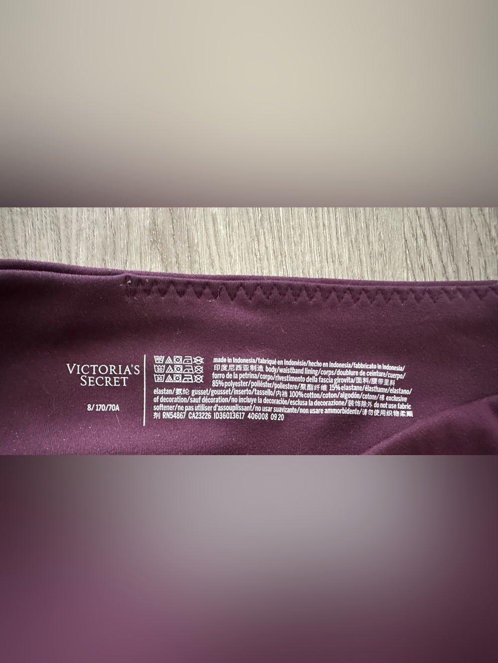 Women’s 3 Victoria’s Secret Leggings Size 8 Medium Leopard Print/Solid Burgundy - Picture 13 of 14